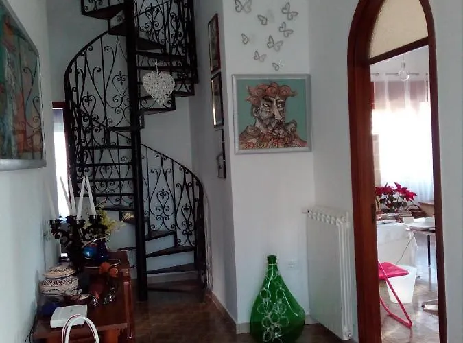 Wunderkammer ベッド・アンド・ブレックファスト プルサーノ